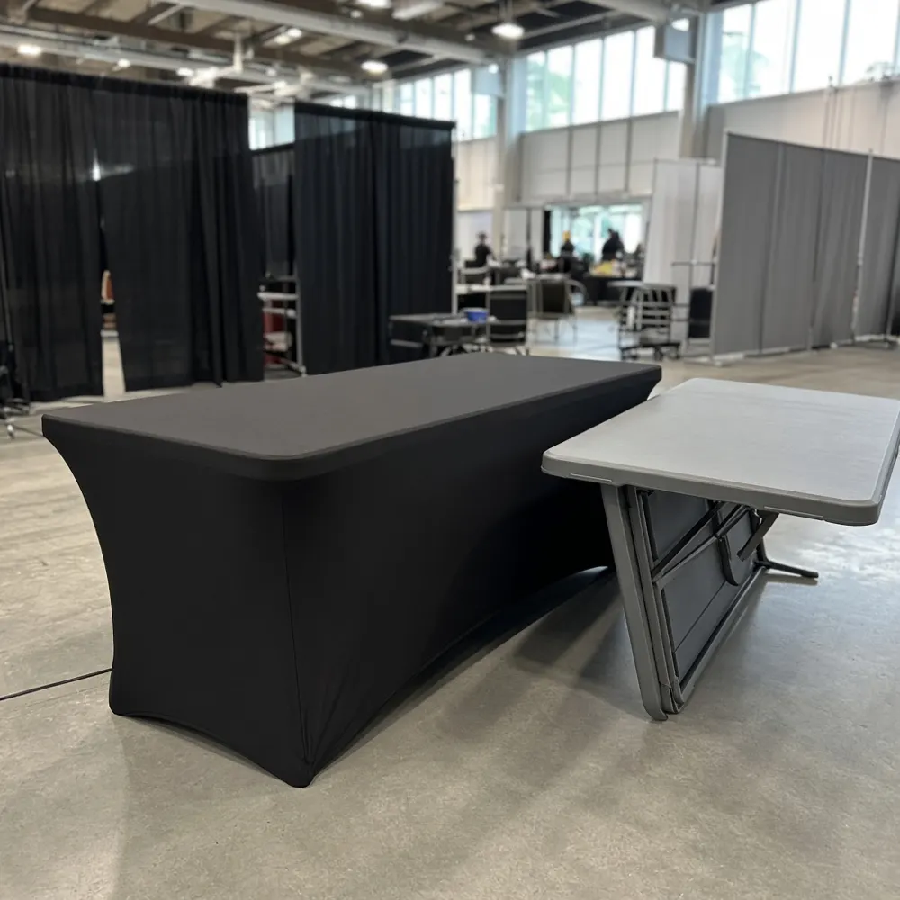 Folding tables