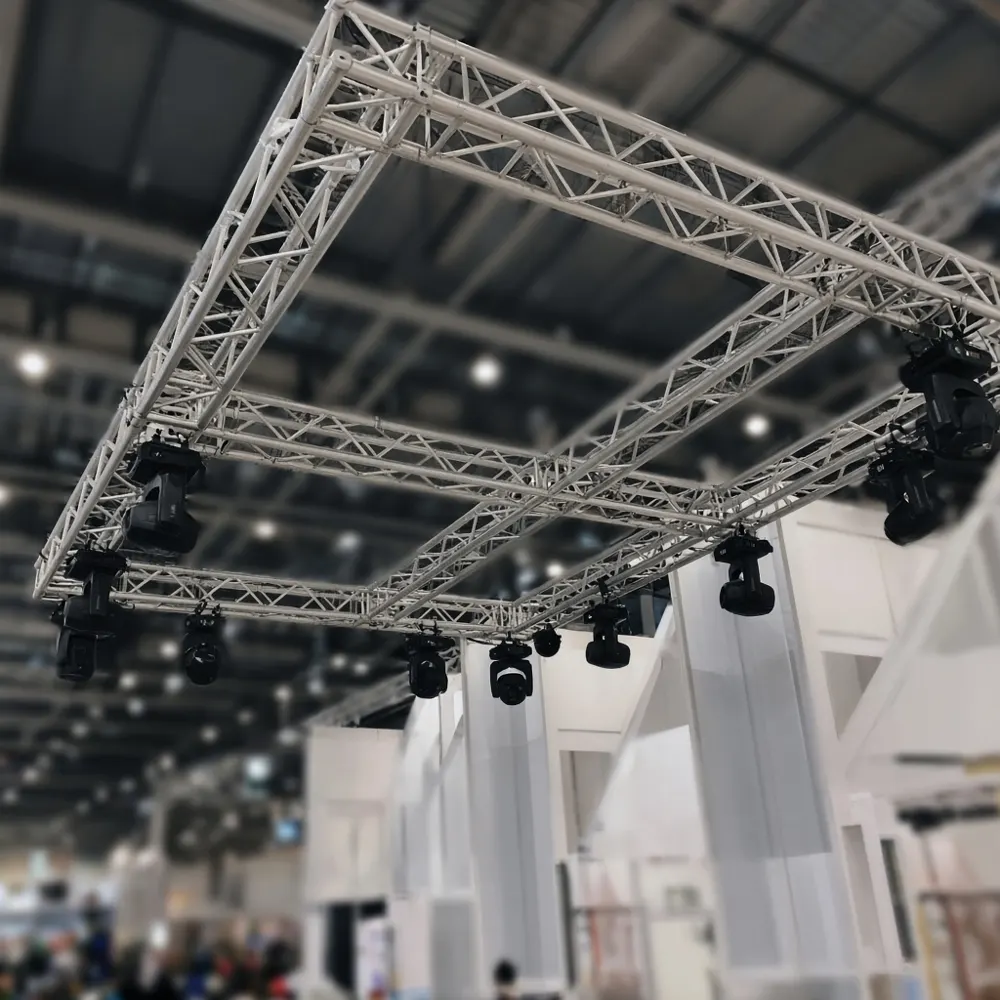 Overhead aluminum truss
